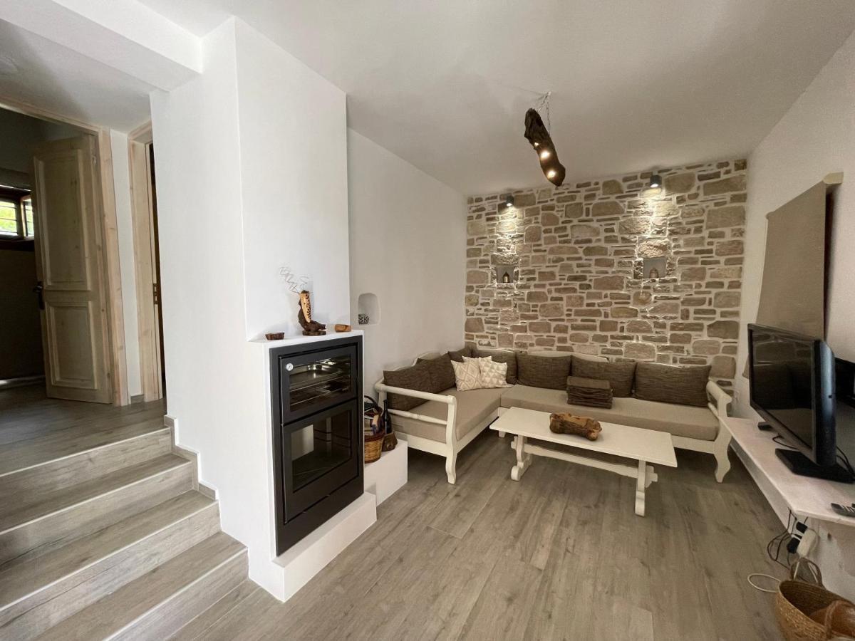 Chelidonofolia Apartment Skhinokapsala ภายนอก รูปภาพ